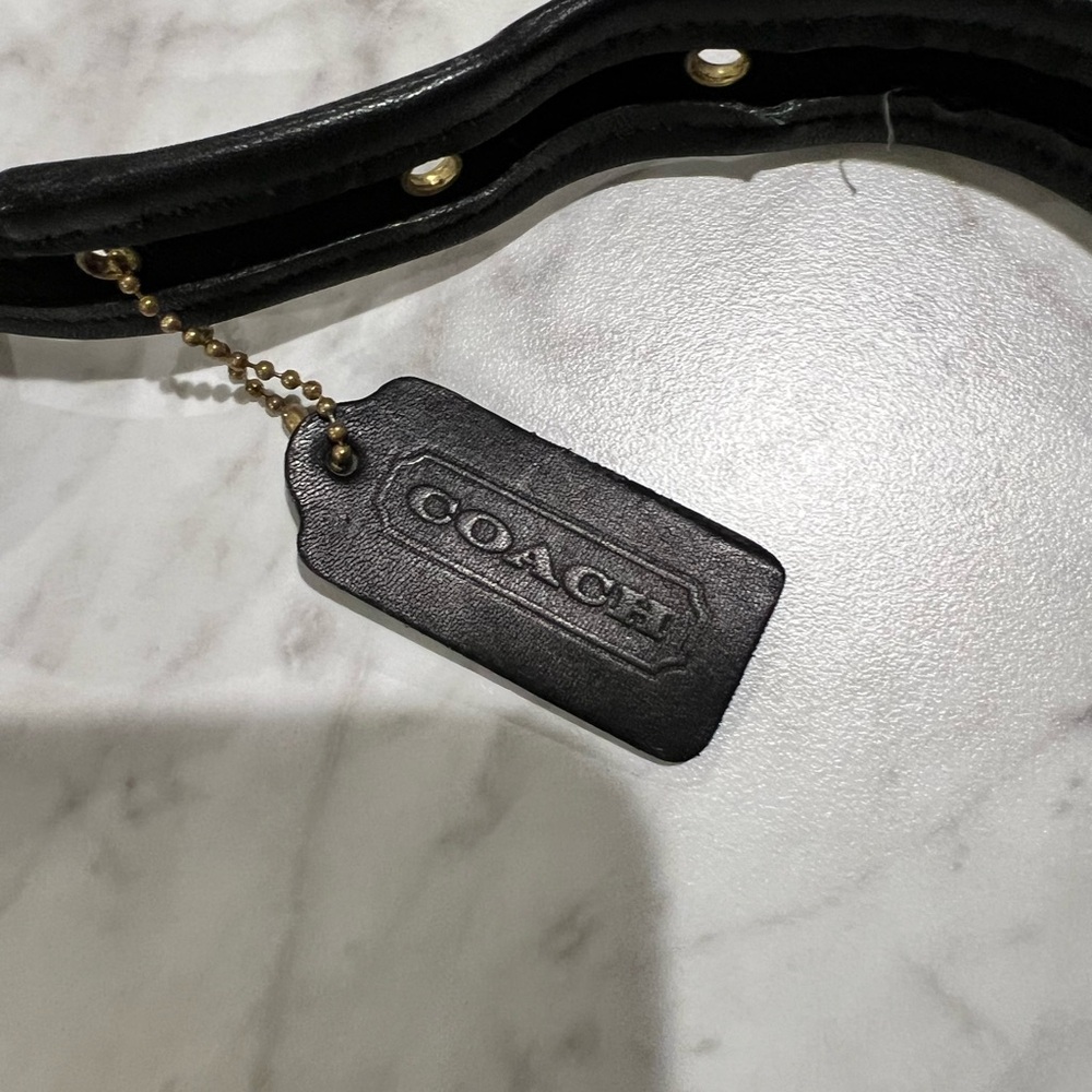 Coach Black Leather Women's purse. Excellent condition. No rips, tears. - Picture 4 of 10